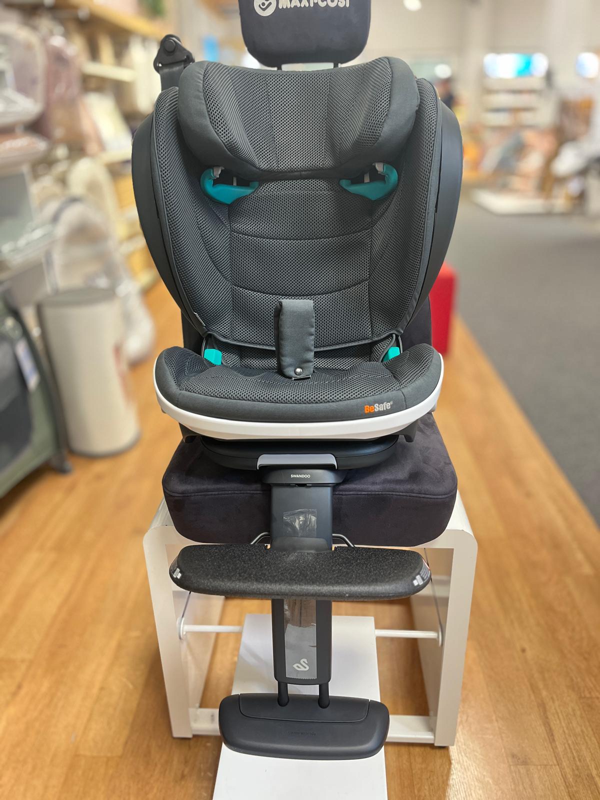 Swandoo Fußstütze mit Besafe IzI Flex