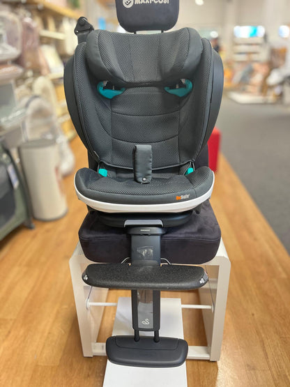 Swandoo Fußstütze mit Besafe IzI Flex