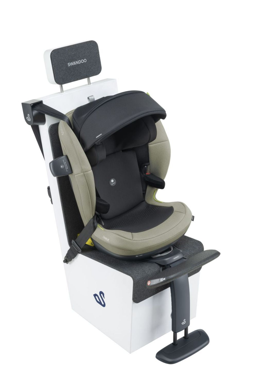 Kindersitz auf Demositz mit einer Swandoo Fußstütze